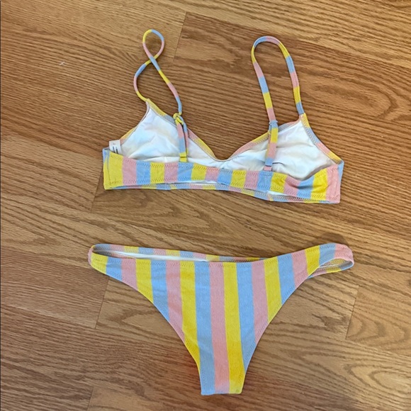 Striped Multicolor Bikini Set - Picture 4 of 5